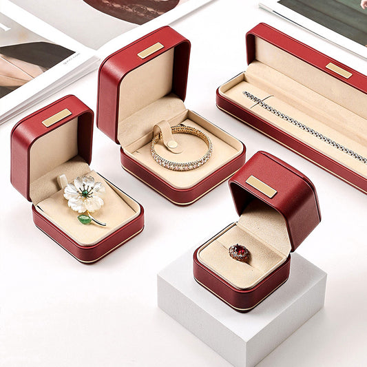 Round-Corner Leather  Box